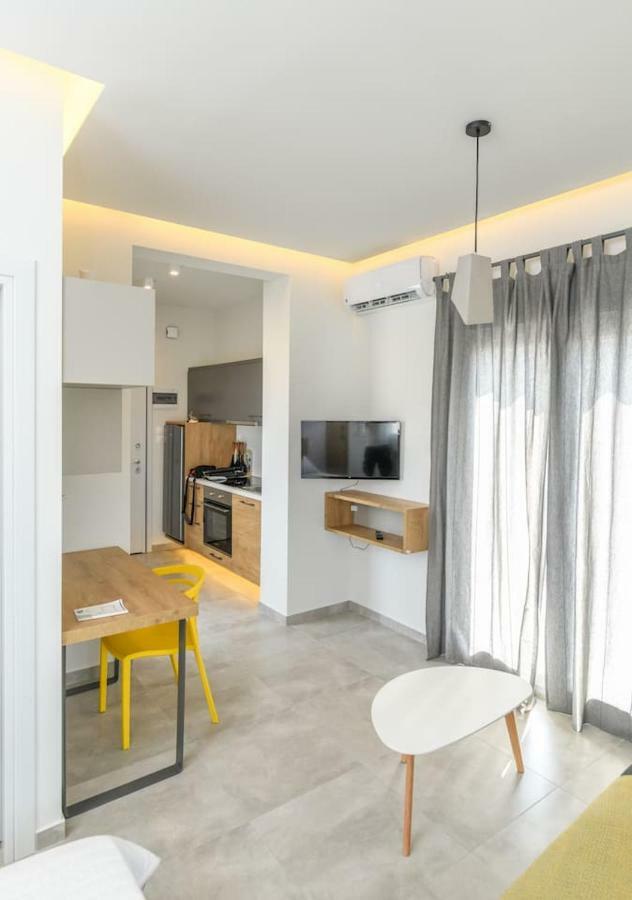 Superior Modern Apartment In The Center With View. Volos Exterior foto
