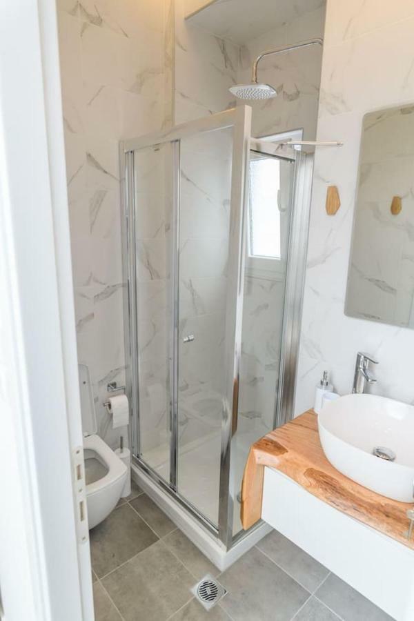 Superior Modern Apartment In The Center With View. Volos Exterior foto